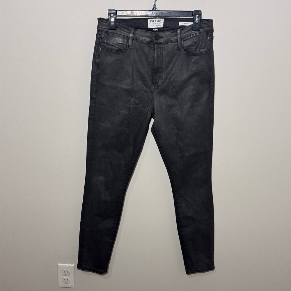 FRAME Denim Le High Skinny Jean in Stone Coated - 31 - Picture 2 of 6
